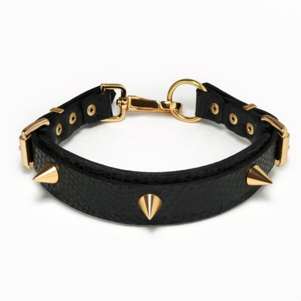 Choker Athena Couro Python com 3 Spikes Dourado - Secret Play - Sex shop