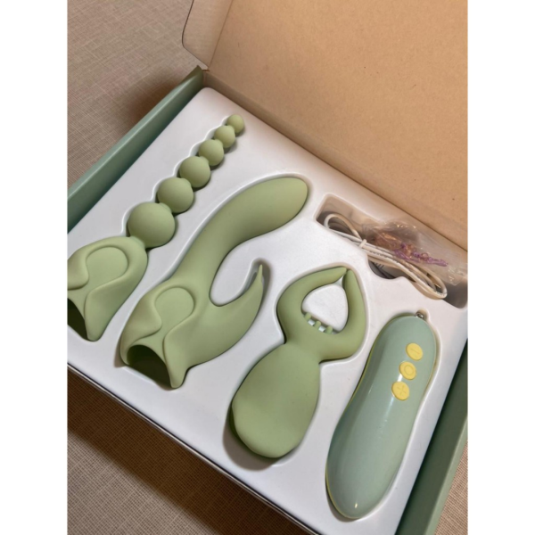 Vibrador Com 3 Opções de Pontas Aveludada 7 Modos de Vibração - Image 2