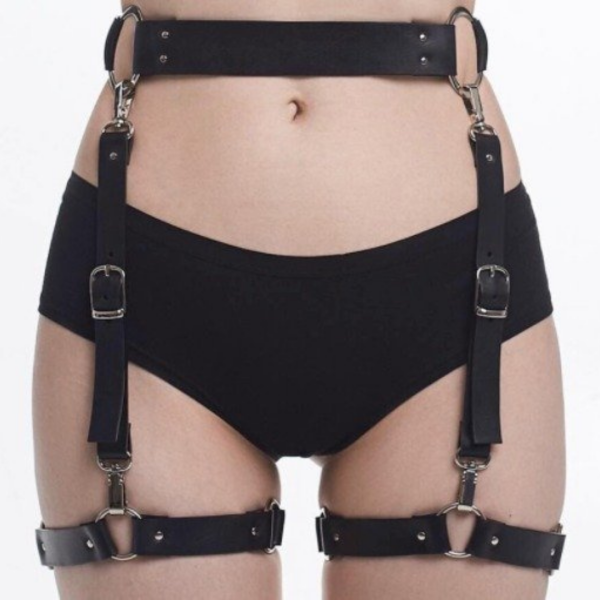 Cinto Arreio Harness Em Couro Vermelho Com Perneiras e Regulagem Fetiche - Image 4