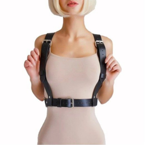 Sutiã Harness em Couro Preto Cintura Com Regulagem Detalhe Metais - Image 3