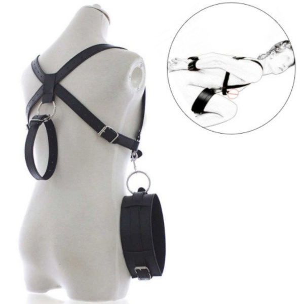 Arreio Harness em Couro Preto Com Algemas Para Coxas e Costas - Image 2