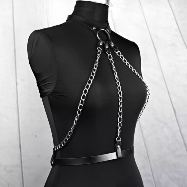 Colar Arreio Harness Com Correntes em Couro Vermelho BDSM - Image 4