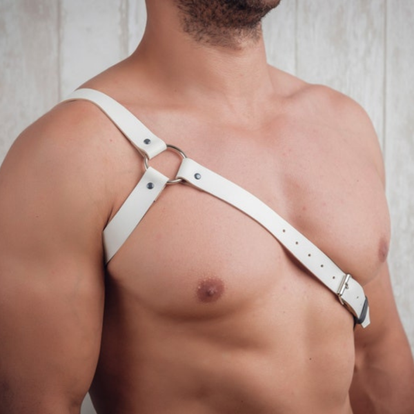 Arreio Harness Em Couro Branco Com Regulagem BDSM Fetiche - Image 4