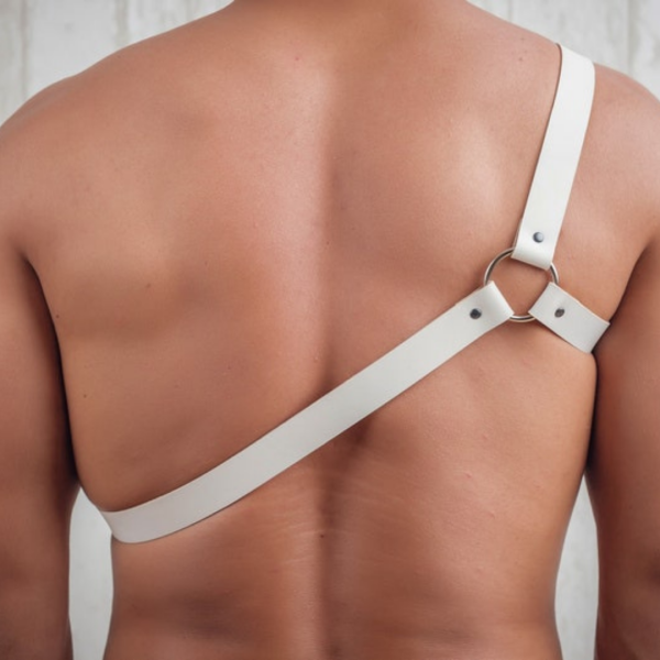 Arreio Harness Em Couro Branco Com Regulagem BDSM Fetiche - Image 3
