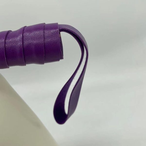 Chicote em Tiras Flogger Na cor Roxo com Tamanho de 35CM - Image 2