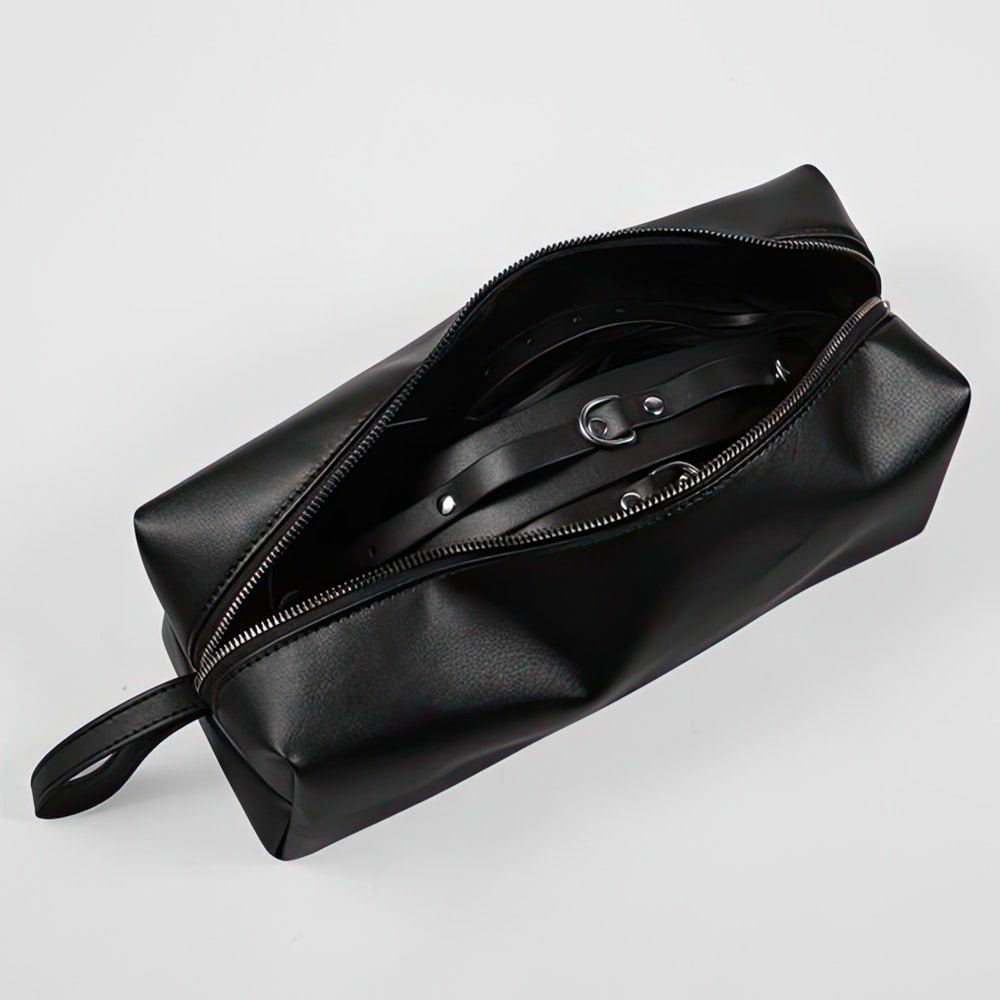 Kit de Bolsa de Bondage com 8 Produtos - YOUVIBE Sex shop - Imagem 4
